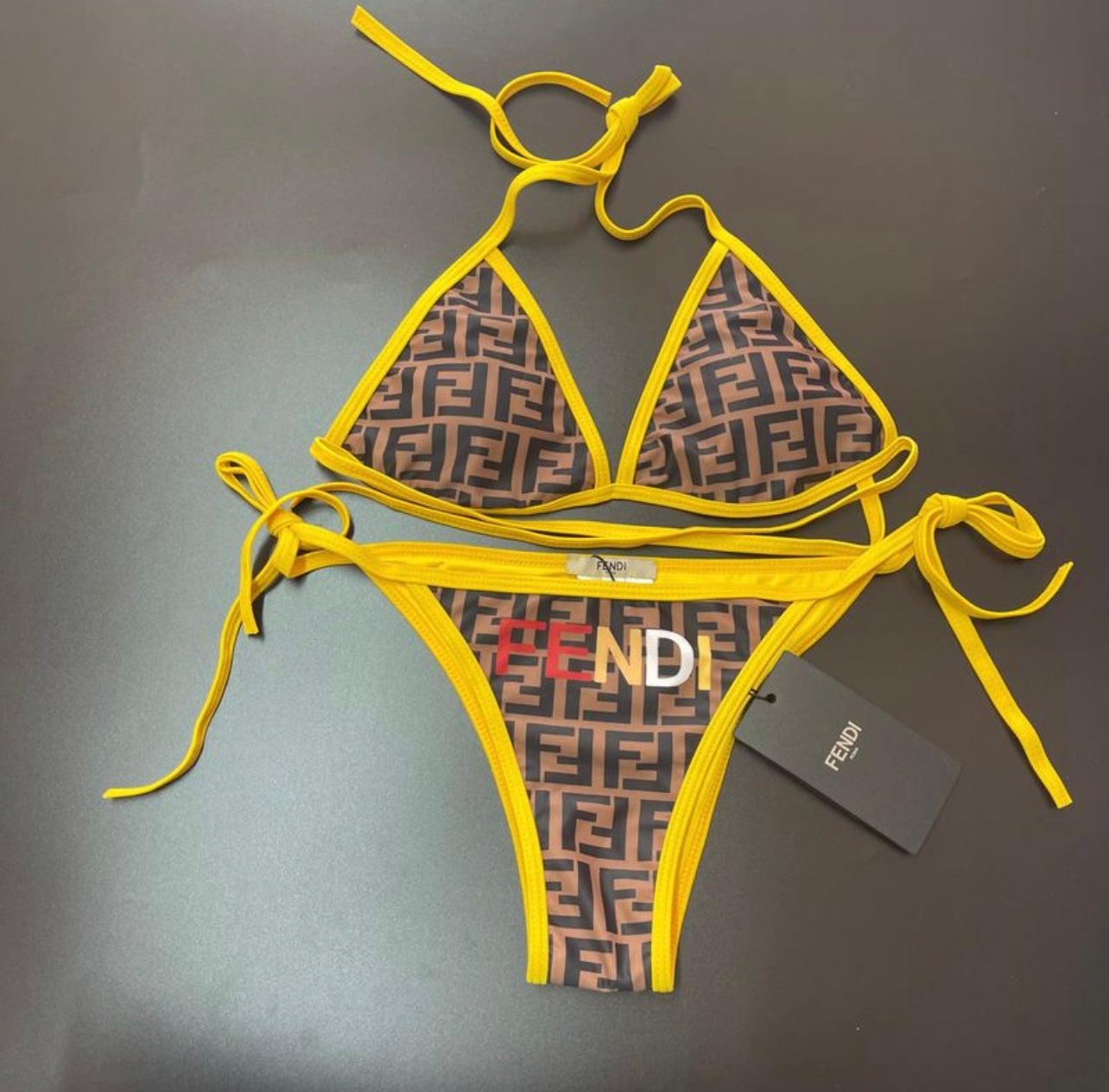 Maillot de piscine marque tendance